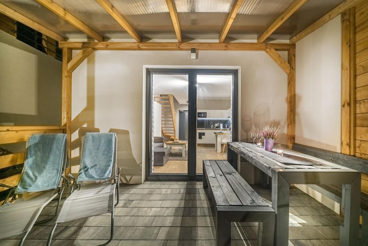 Domki Zlote Piaski Kryty Basen Sauna Jacuzzi Ястшембя-Гура Екстер'єр фото